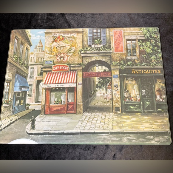 Other - Vogue Cafe “ Village Square” Glass Kitchen Cutting Board